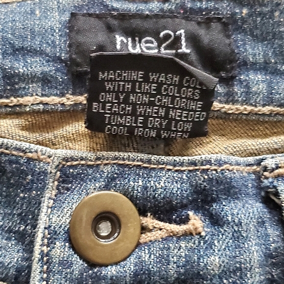 Rue21 Stretch Low Rise Denim Jeans with Belt - Picture 10 of 10